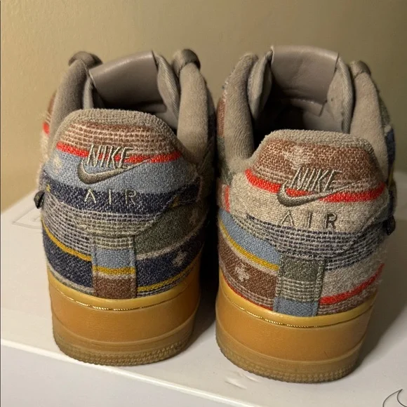 Nike Air Force 1 Low Pendleton Striped Earth Tones - Picture 3 of 7